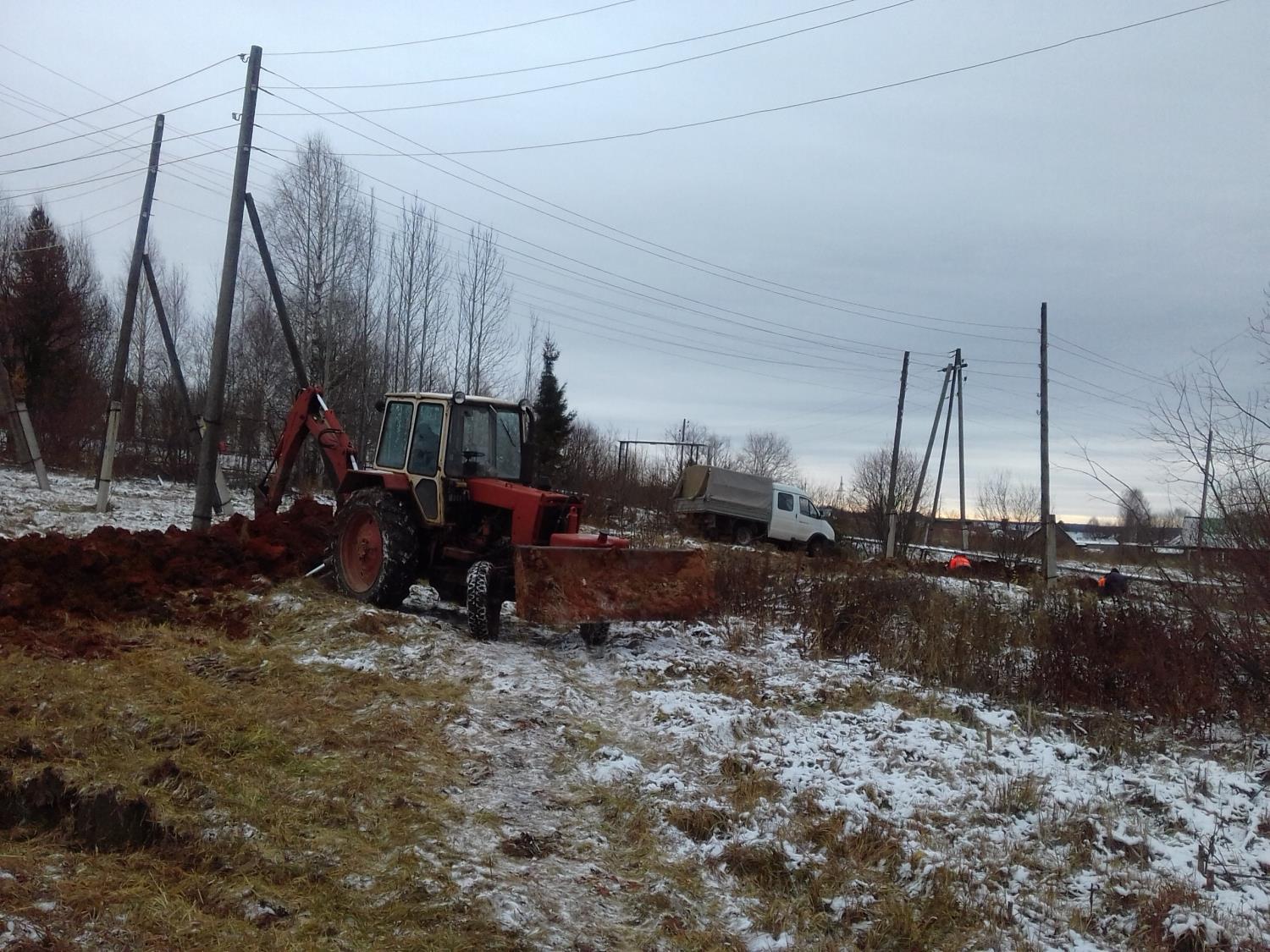 В Ежово прокладывают водопровод