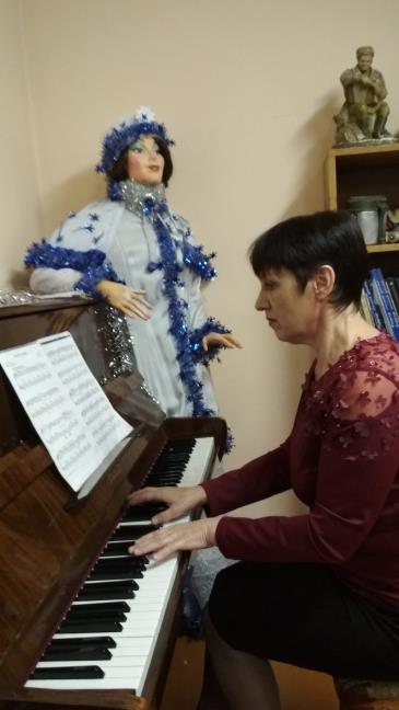 В Песковской библиотеке открылась музыкальная гостиная 3
