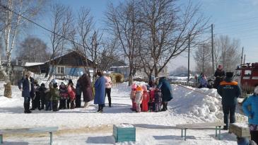 Пожарно-тактические учения проведены на базе детского сада «Колокольчик» в Омутнинске 3