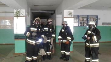 совместные пожарно-тактические учения в средней школе № 2 г. Омутнинска 5