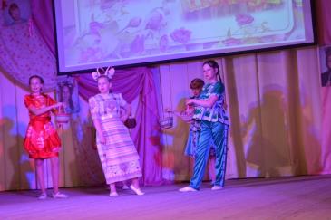 Отчетный концерт «Мамины дочки» образцового театра костюма «Силуэт» 9