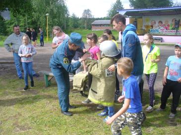 В детском оздоровительном лагере «Колокольчик» прошел День безопасности 6