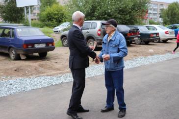 Праздник, посвященный завершению благоустройства трех дворов 2