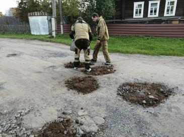 Ремонте дороги в микрорайоне Рабочий поселок 4