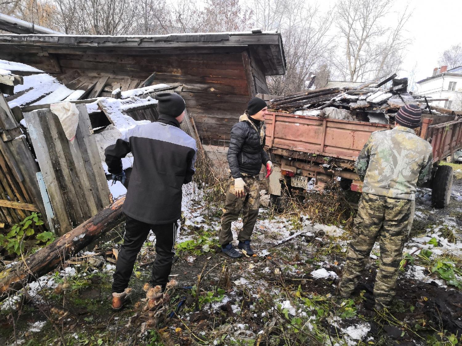 Трудовой десант металлургов