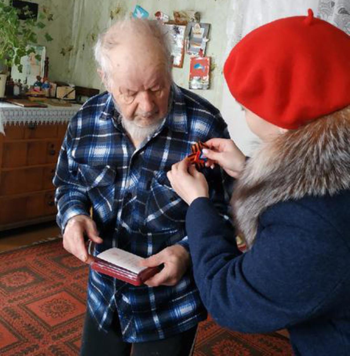 Ветеранам — медали, здоровья и долгих лет жизни