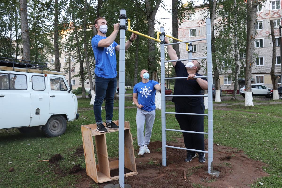 На помощь пришли омутнинские силачи