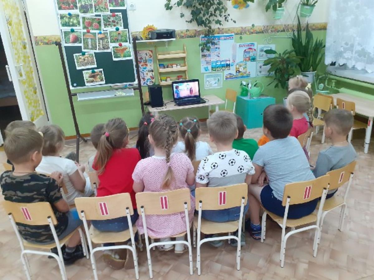 Дошкольники из «Малыша» виртуально посетили детскую библиотеку