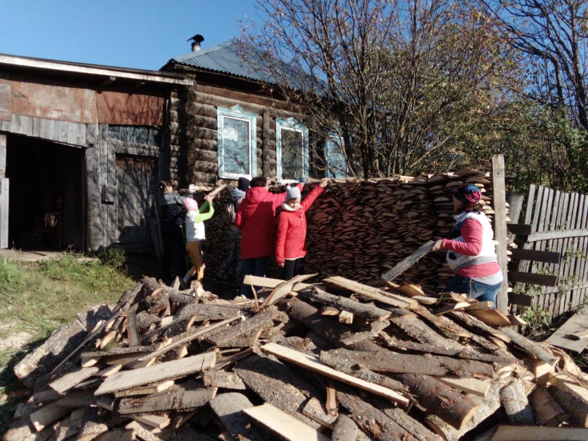 «Непоседы» помогают 