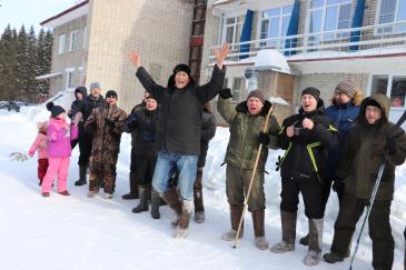 Хоккей на валенках_11