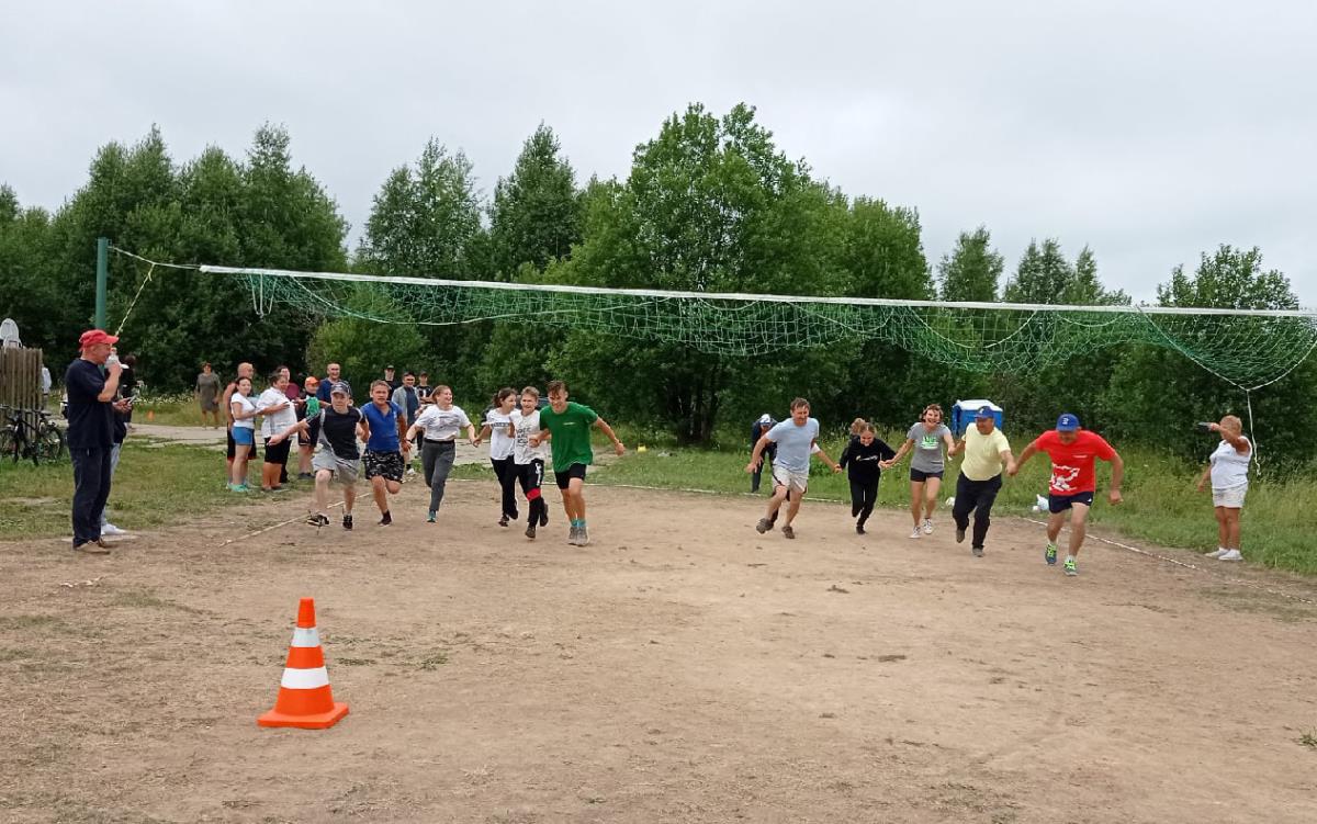 Команды состязались в нескольких видах спорта