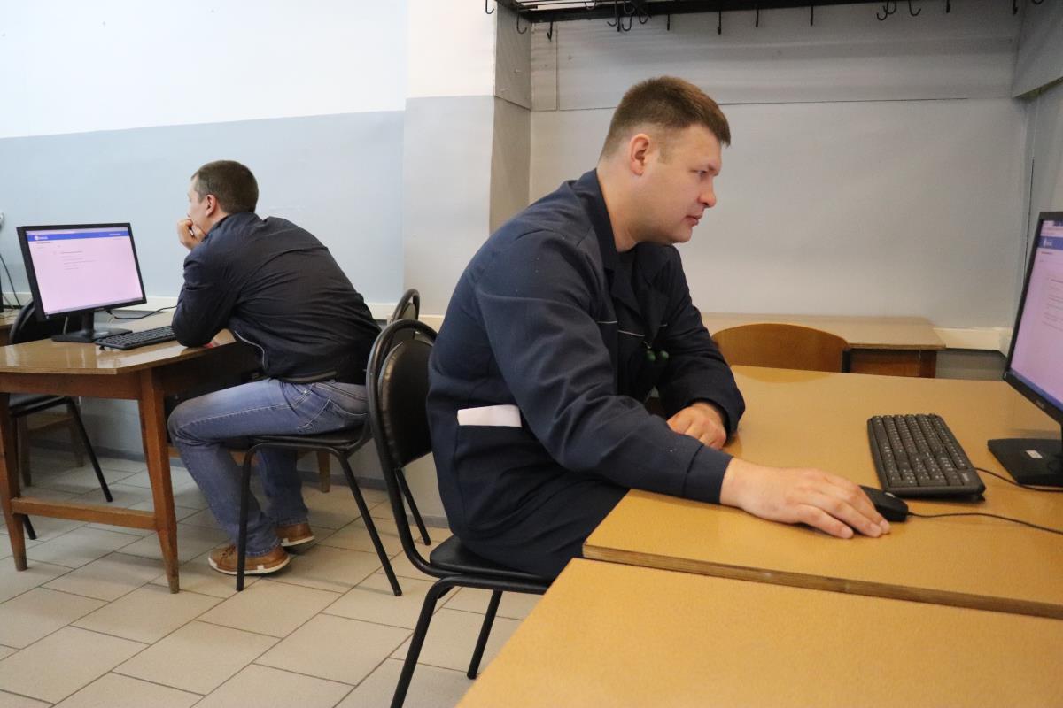 На Омутнинском металлургическом заводе проходит второй этап конкурса «Лучший наставник»  / Мой Омутнинск