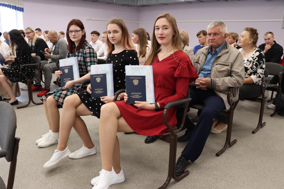 Первый выпуск: в добрый путь! / Мой Омутнинск