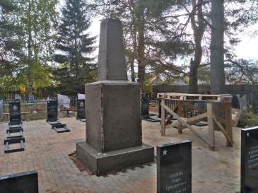 Памятник в Песковке_3