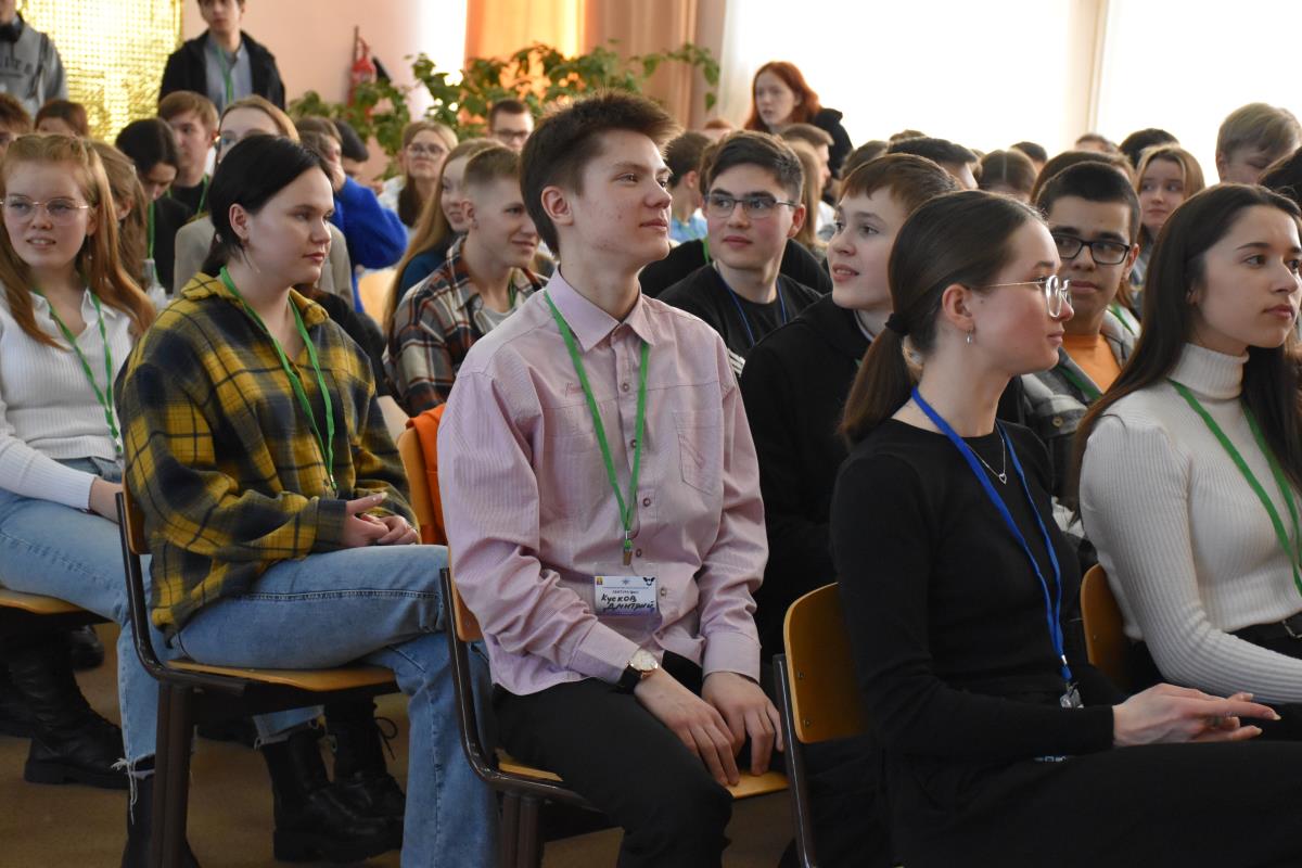 Выпускники школ — будущее Омутнинска