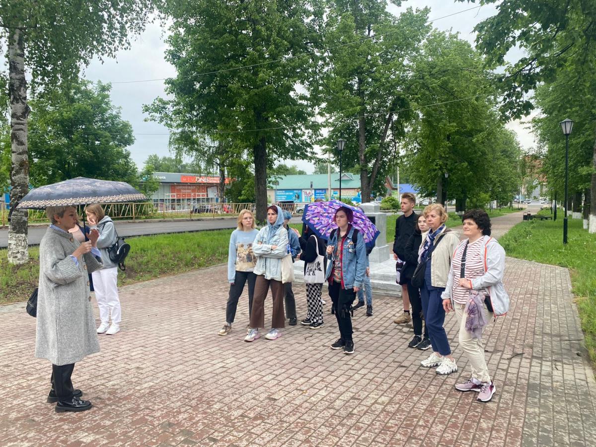 Студенты ВятГУ прошагали Омутнинск