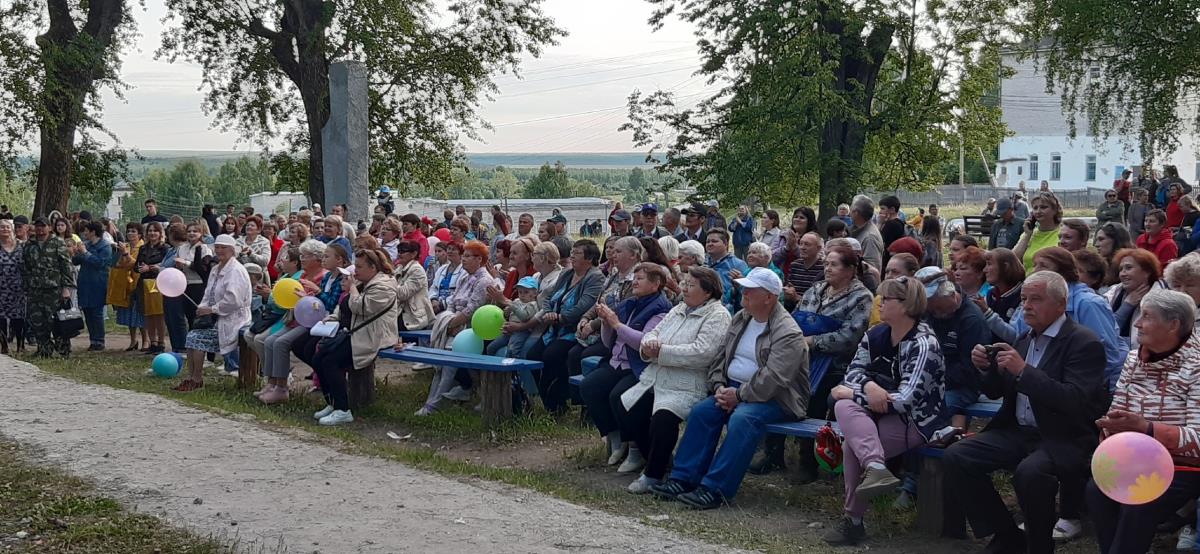 Отпраздновали дни рождения поселков