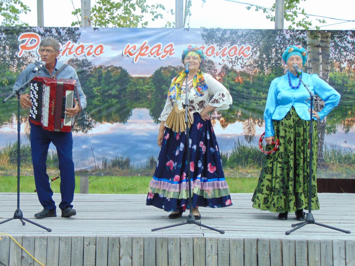 Играй, баянист, на радость людям! / Мой Омутнинск