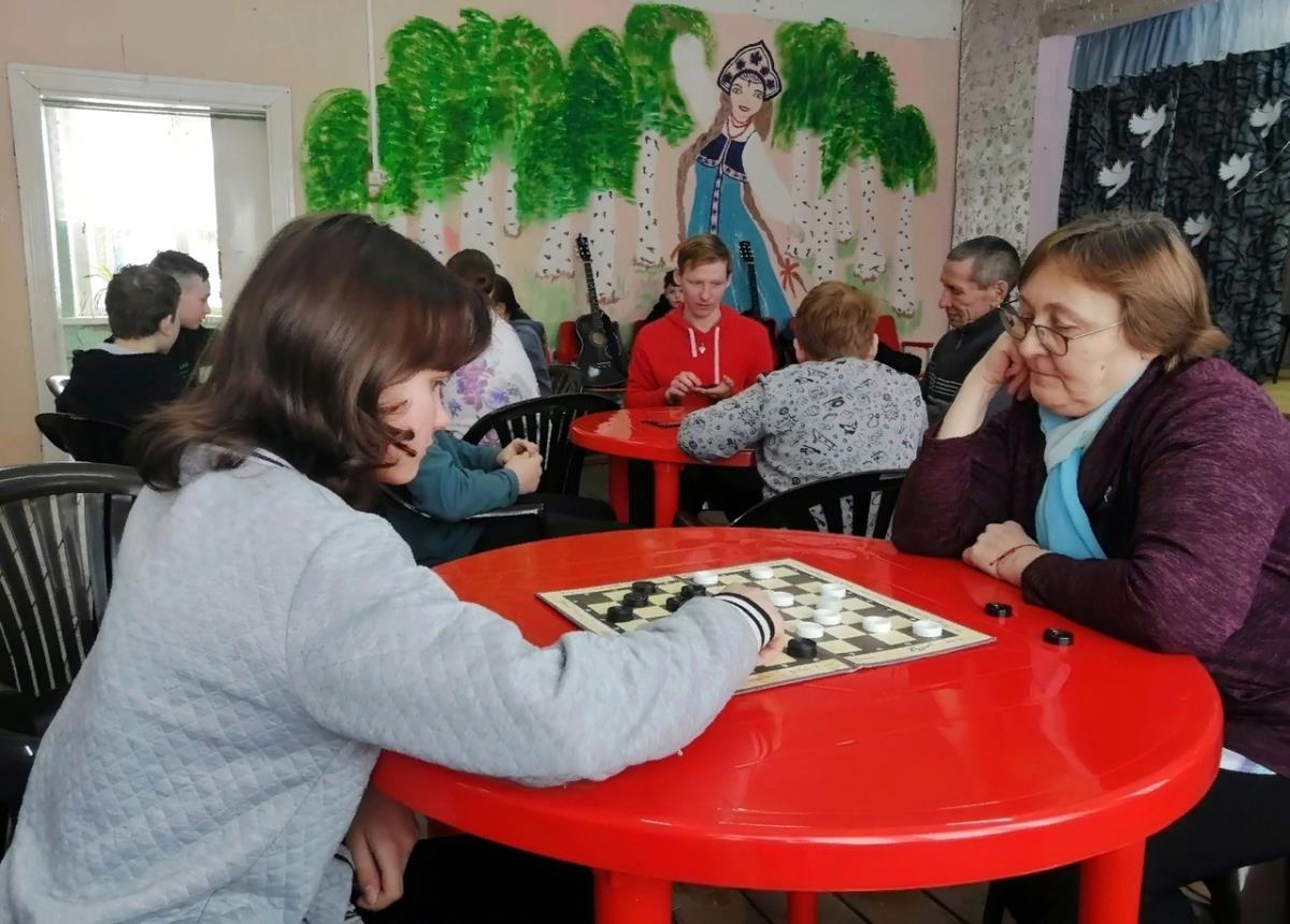 В Шахровке организовали праздничные мероприятия / Мой Омутнинск