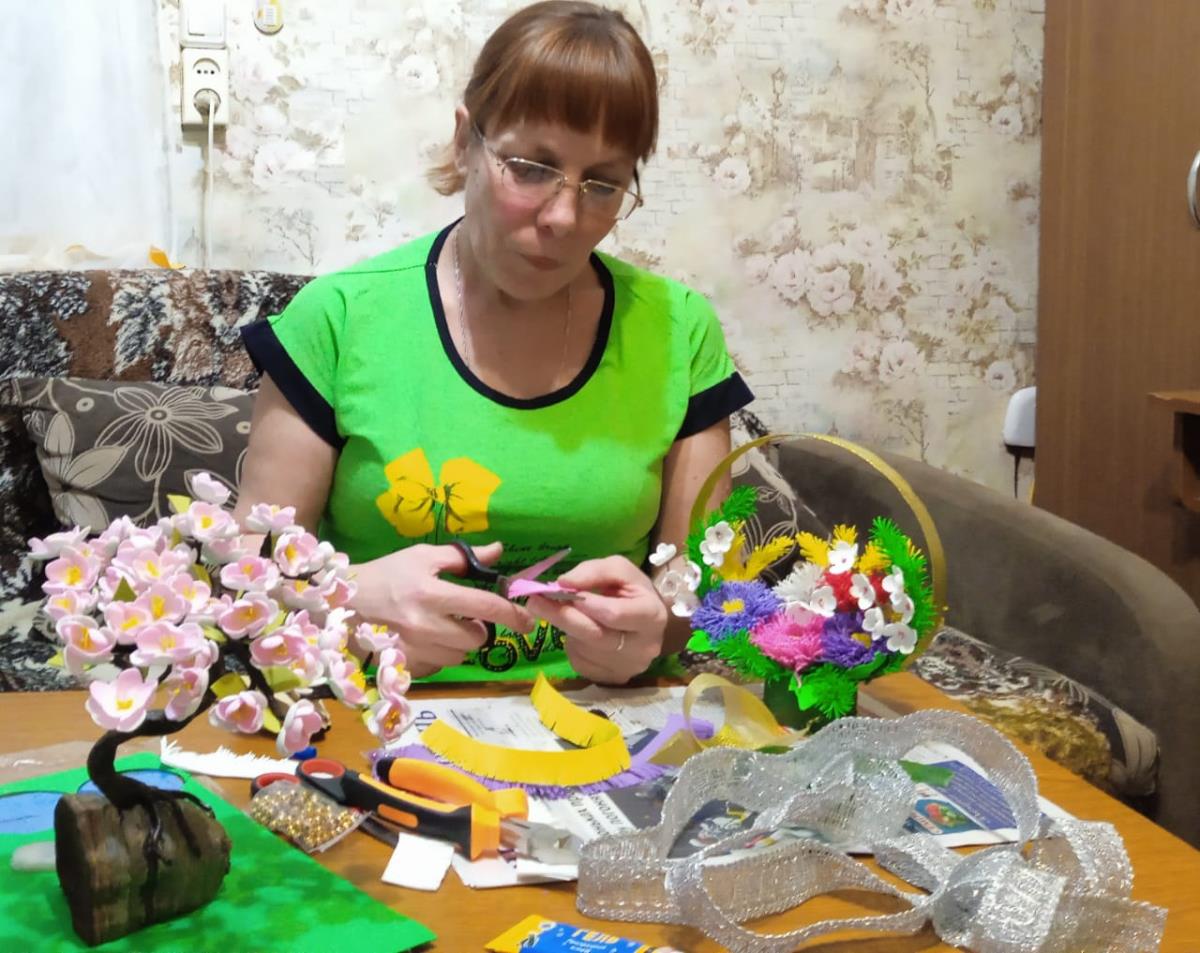 Песковчанка создает необычные цветы / Мой Омутнинск
