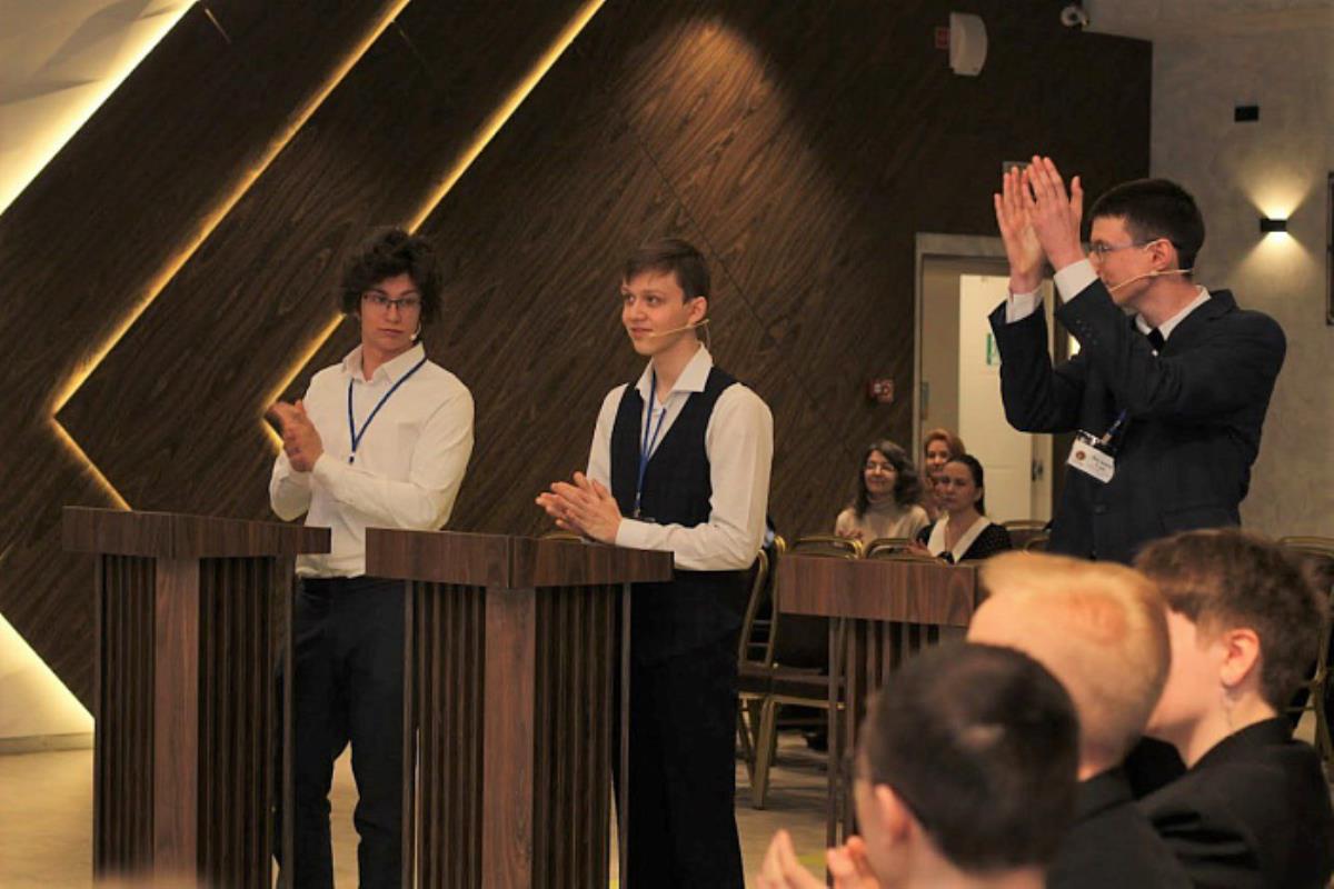 Школьники отправятся на программу «Умники и умницы»