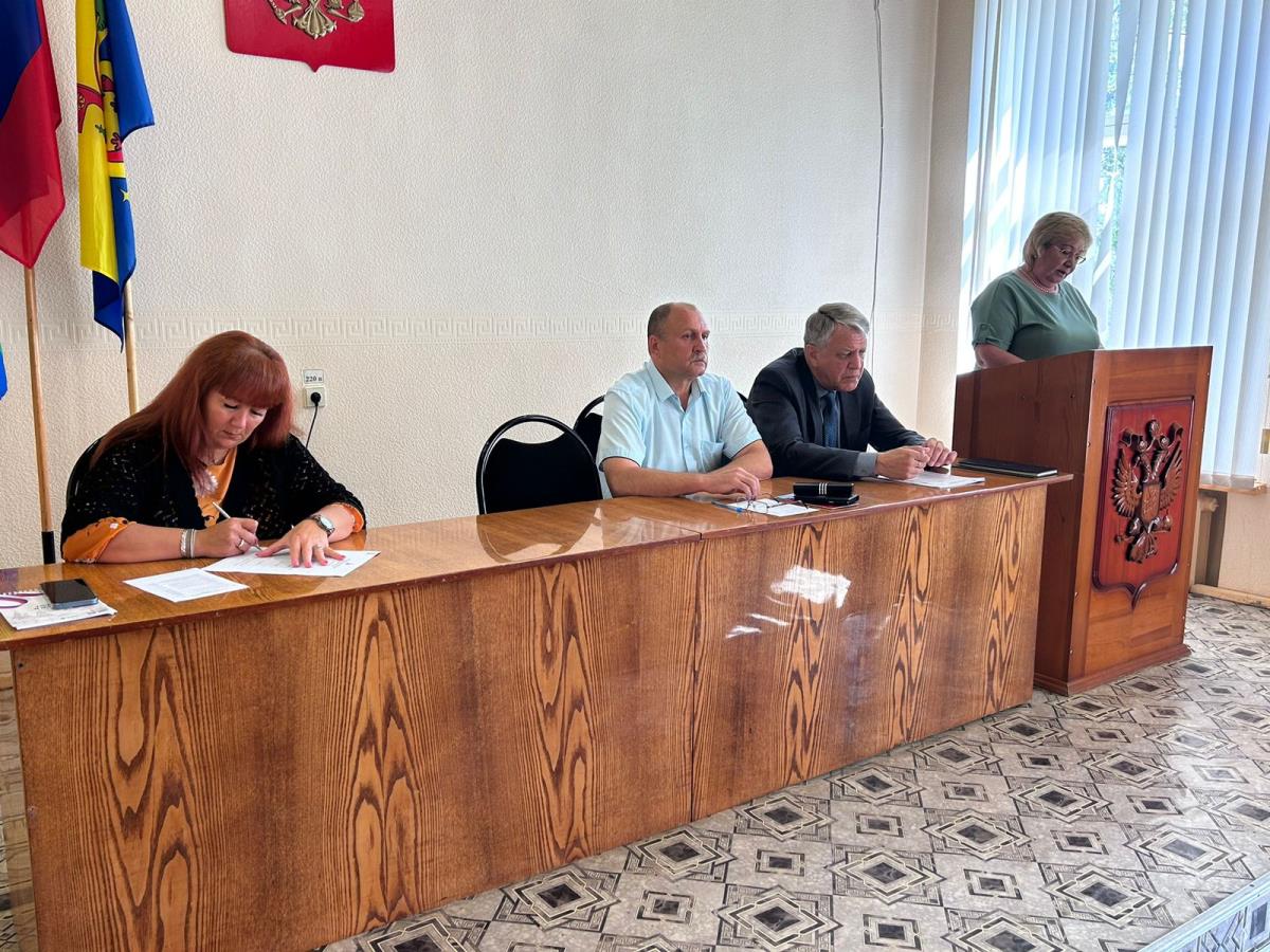 Упор на социальную сферу / Мой Омутнинск
