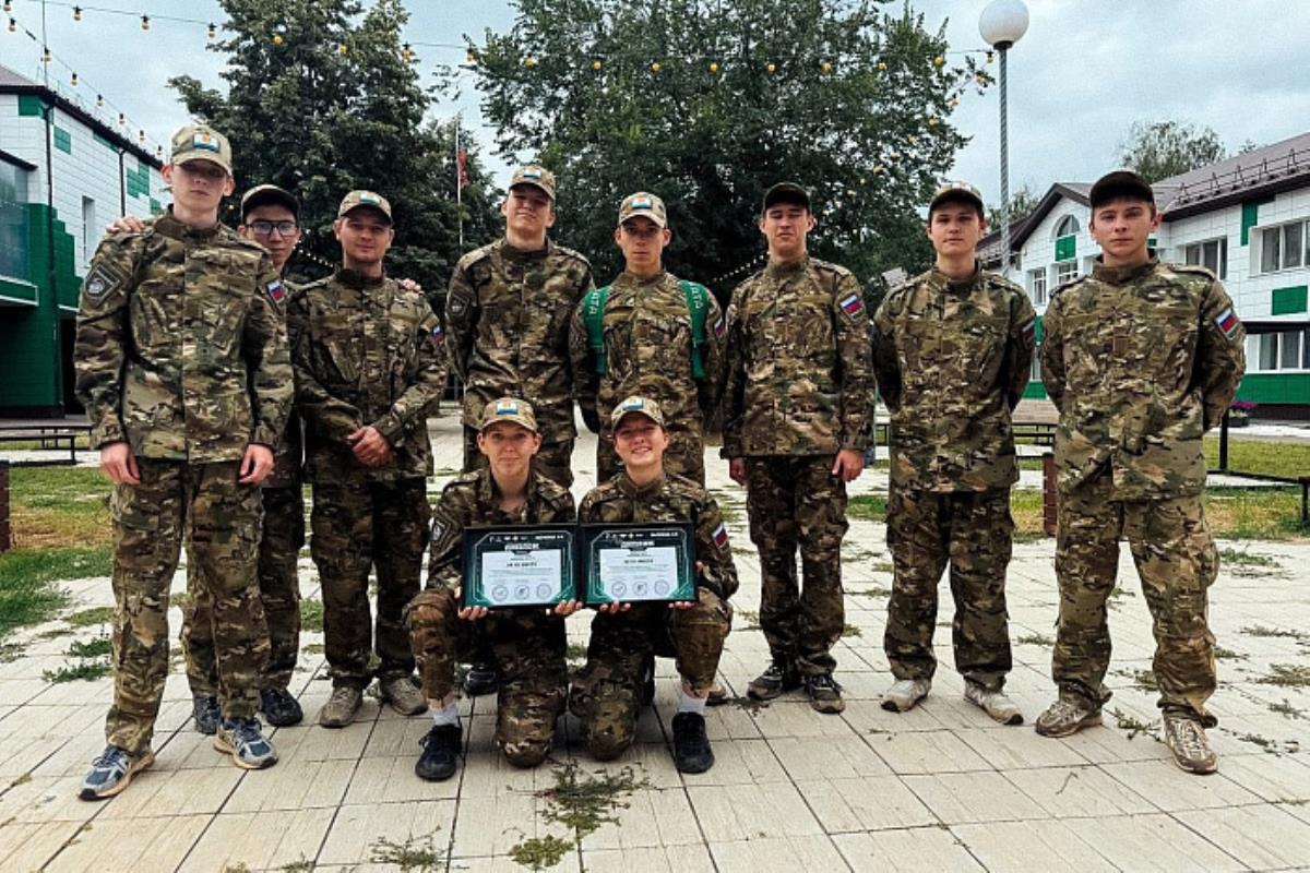 Омутнинская команда взяла бронзу на окружном этапе игры «Зарница 2.0»
