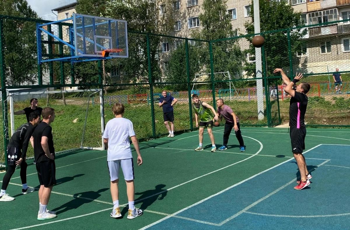 Отметили День физкультурника