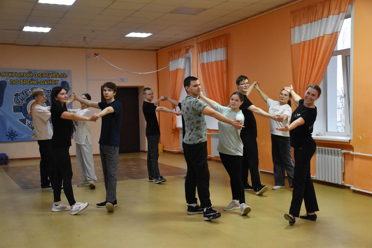 Заряжены креативом