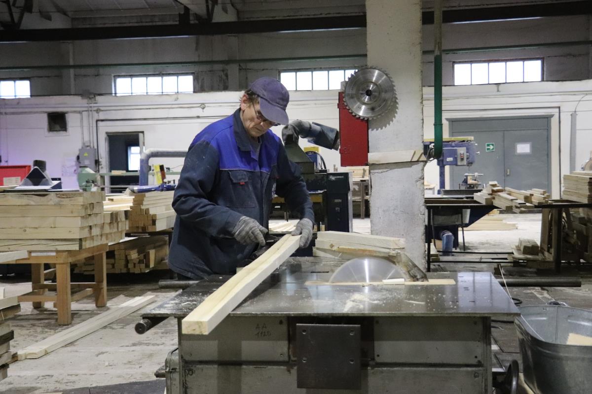 И ремонтируем, и строим