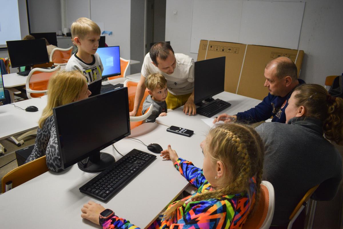 Заряд эмоций, открытий и семейного тепла