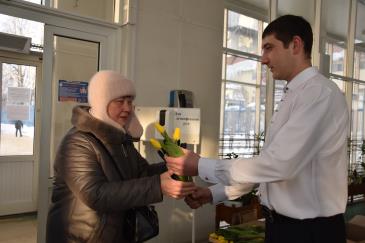 На проходной_9