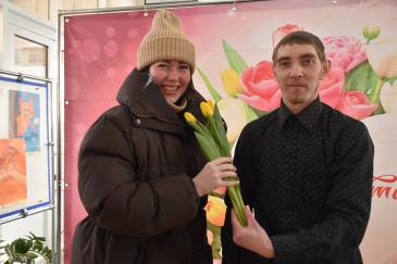 На проходной_13