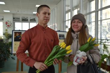 На проходной_15