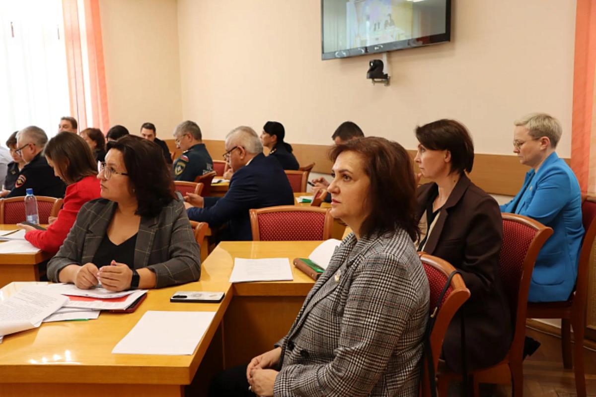 Более 500 педагогов повысят квалификацию по работе с «трудными» подростками