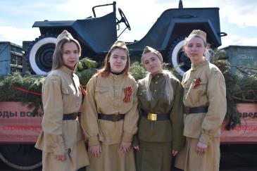 Поезд_12